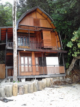 Waigeo Beach Resort Raja Ampat Beach Resort